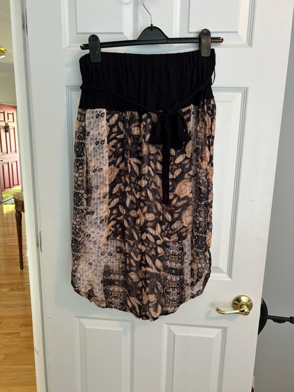 Free People Black and Beige Patterned Cropped Harem Pants